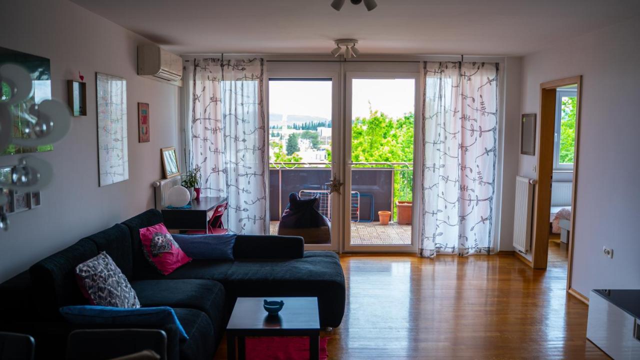 Apartma Orange Apartment โคเปร์ ภายนอก รูปภาพ