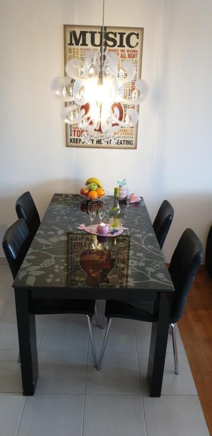 Apartma Orange Apartment โคเปร์ ภายนอก รูปภาพ