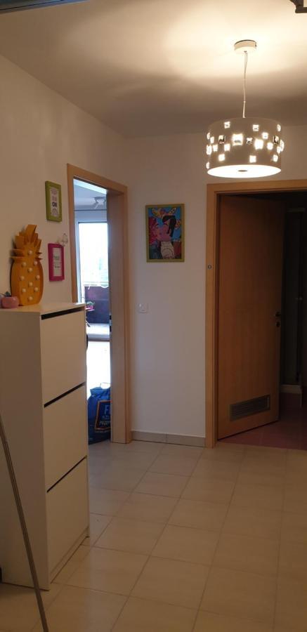 Apartma Orange Apartment โคเปร์ ภายนอก รูปภาพ